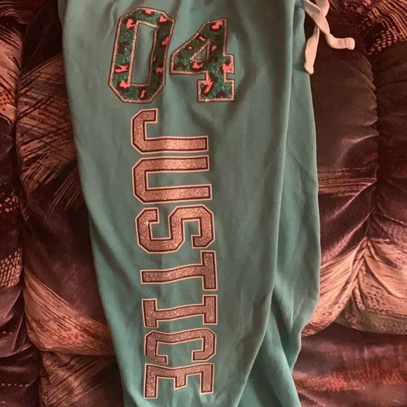 Sweats bundle - Picture 2 of 2